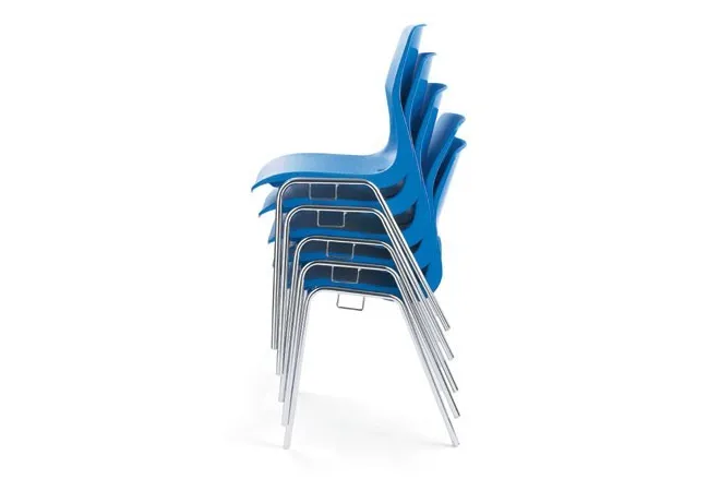 Chaise à coque empilable et ergonomique pour collectivités - modèle Kaline - coque bleu - Leader Equipements