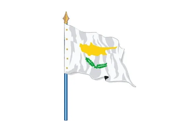 Visuel du Drapeau officiel de Chypre cloué sur hampe - Leader Equipements