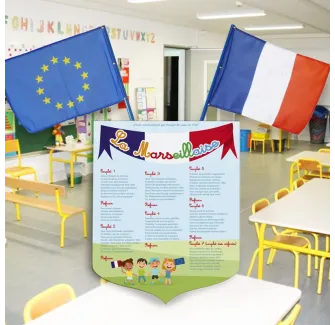 Écusson en PVC graphisme école maternelle