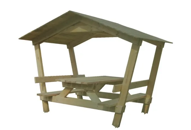 Table de picnic en bois avec toit