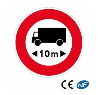 Panneau de signalisation routière annonçant une limitation de longueur