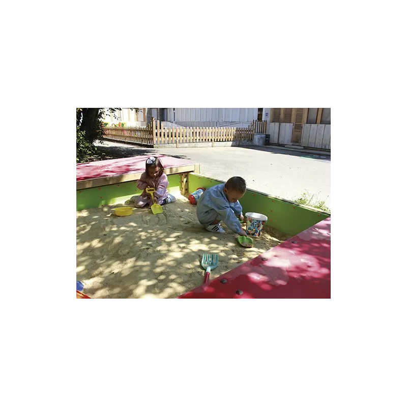 Bac à sable avec couvercle pour école maternelle