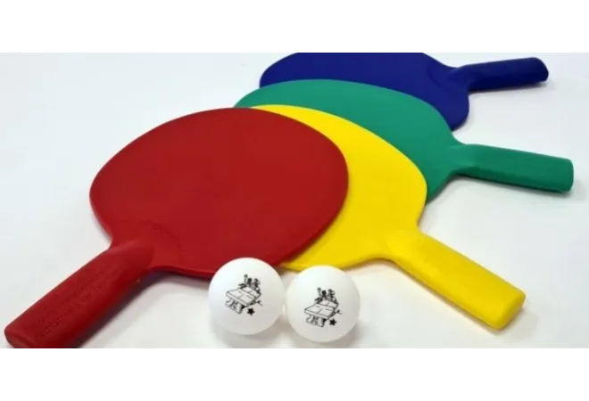 Raquettes et balles pour table de ping-pong