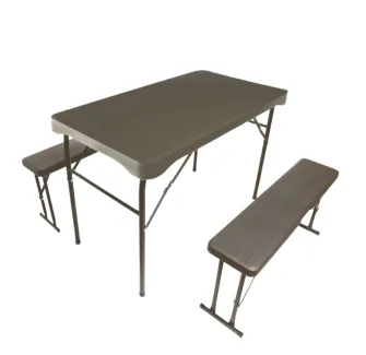 Ensemble table + 2 bancs pliants en polypro