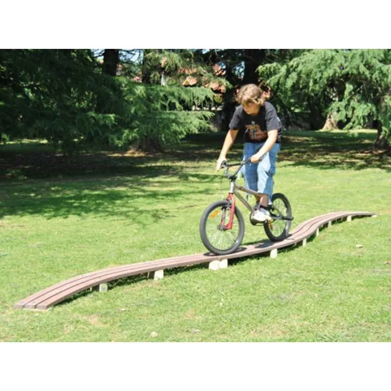 Passerelle vélo courbe