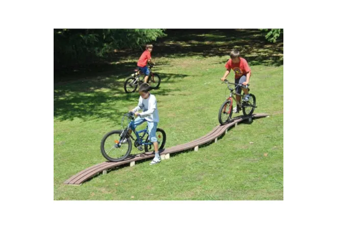 Passerelle vélo courbe