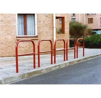 Aménagement urbain - installation d'un arceau de protection renforcé